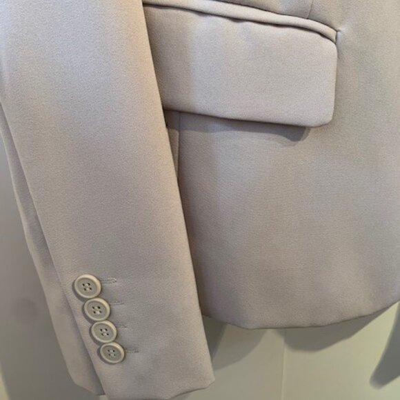 Versatile jacket - Picture 7 of 9